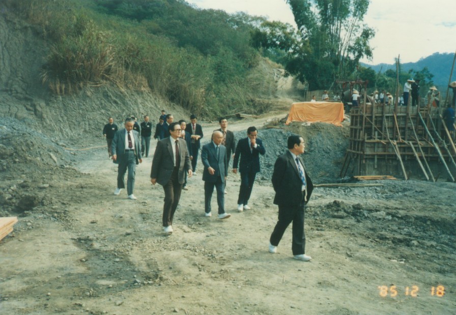 18 Dec 1985 - Mr. Shi inspecting the site still under construction.
